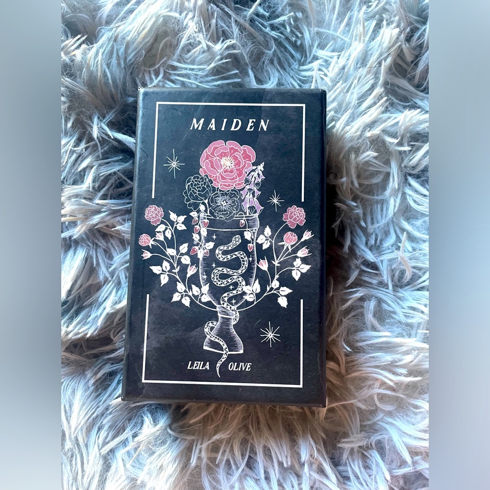 Maiden Tarot/Oracle Deck